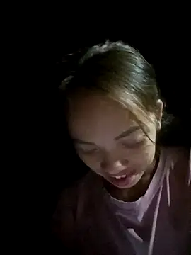 Snapshot of Karin-n chatting on November 13, 2025, 12:31 pm Karin-n online show from November 13, 2025, 12:31 pm