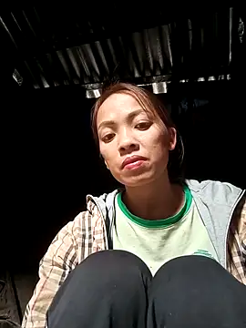 Snapshot of Karin-n chatting on November 23, 2025, 7:07 am Karin-n online show from November 23, 2025, 7:07 am