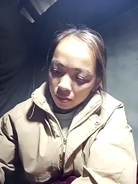 Snapshot of Karin-n chatting on December 2, 2025, 2:12 am Karin-n online show from December 2, 2025, 2:12 am