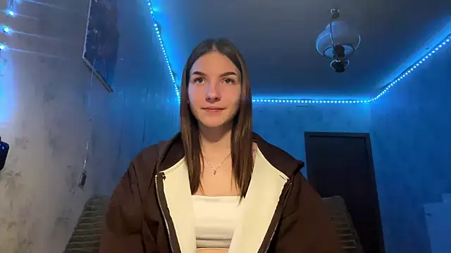 Beauty miIa online show from November 10, 2025, 4:45 pm