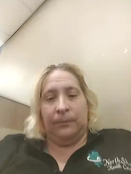 Halloweenpornstar online show from November 20, 2025, 6:41 pm