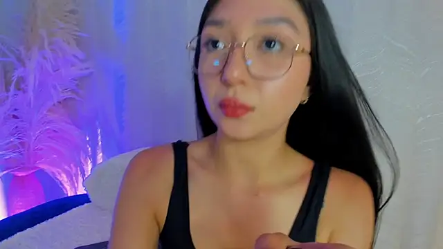 Snapshot of sydney_miller_ chatting on June 16, 2026, 12:10 am sydney miller online show from June 16, 2026, 12:10 am