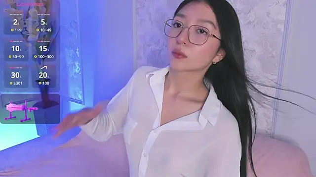 Snapshot of sydney_miller_ chatting on June 3, 2026, 12:00 am sydney miller online show from June 3, 2026, 12:00 am