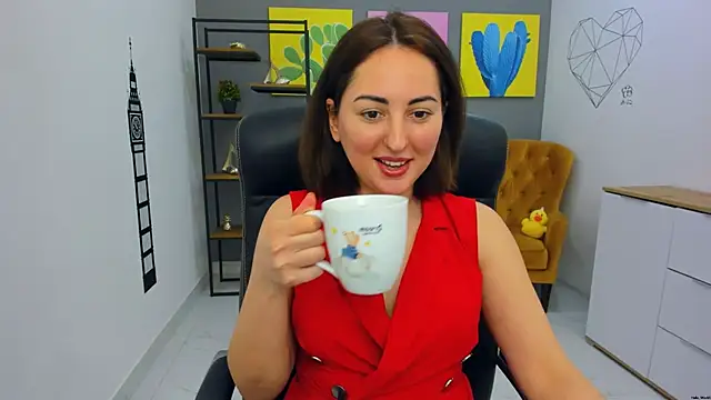 Snapshot of NoraSimons chatting on March 8, 2026, 7:22 am NoraSimons online show from March 8, 2026, 7:22 am