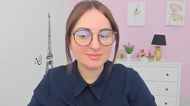 Snapshot of NoraSimons chatting on March 11, 2026, 5:23 am NoraSimons online show from March 11, 2026, 5:23 am