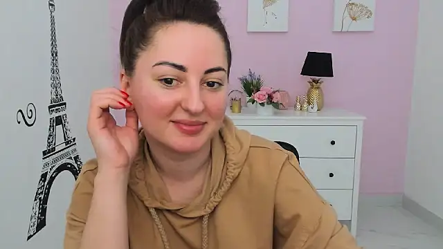 Snapshot of NoraSimons chatting on March 27, 2026, 8:59 am NoraSimons online show from March 27, 2026, 8:59 am