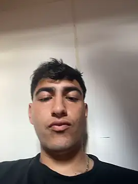 Snapshot of Gduende7 chatting on November 28, 2025, 8:42 pm Gduende7 online show from November 28, 2025, 8:42 pm