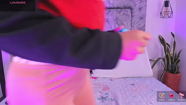 Snapshot of Amatista_desire chatting on December 18, 2025, 12:31 pm Amatista desire online show from December 18, 2025, 12:31 pm