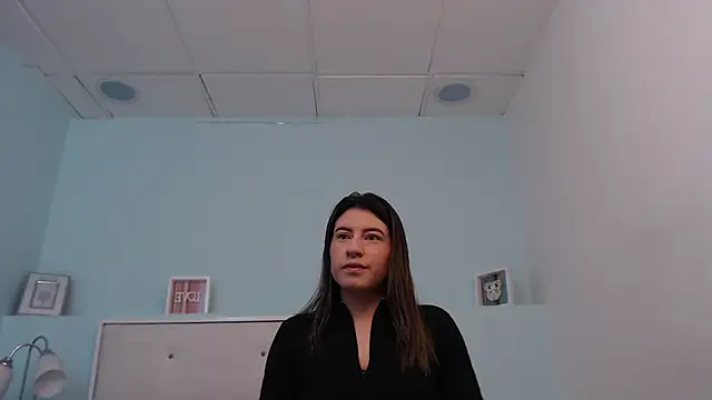 SusanWilliams  online show from March 10, 2026, 11:03 am