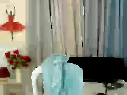 Snapshot of KeraMitenaa chatting on November 13, 2025, 5:33 am KeraMitenaa online show from November 13, 2025, 5:33 am