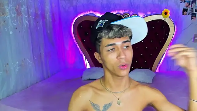 boyswantingplay online show from March 12, 2026, 11:09 pm