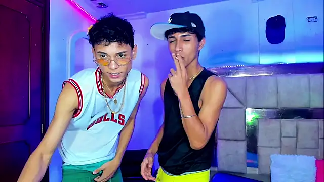 boyswantingplay online show from February 15, 2026, 7:42 am