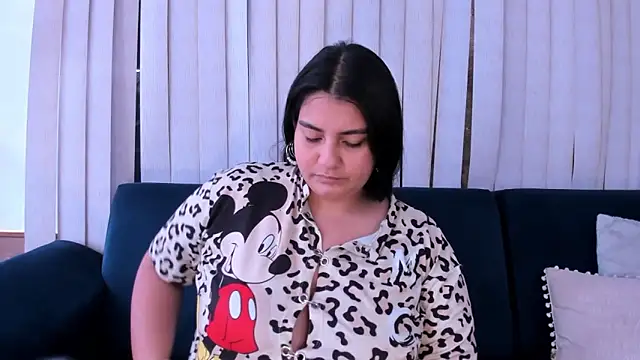 kendra crow online show from December 22, 2025, 12:27 pm