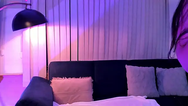 kendra crow online show from February 5, 2026, 9:27 am