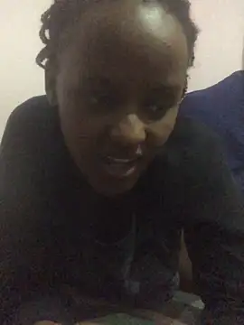 Snapshot of yummy-caramel chatting on October 29, 2025, 9:47 pm yummy-caramel online show from October 29, 2025, 9:47 pm