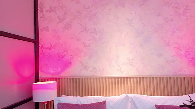 AdelineJhones online show from December 17, 2025, 2:22 pm