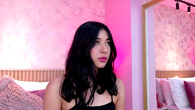 AdelineJhones online show from November 18, 2025, 5:49 pm