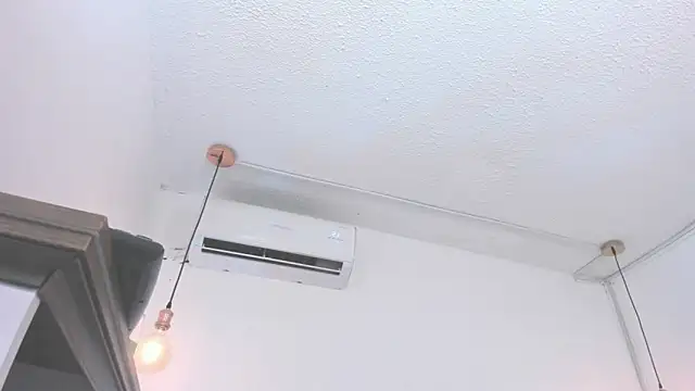 samantaawolf online show from March 12, 2026, 7:40 pm