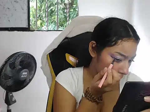 emily stars1 online show from November 24, 2025, 7:47 pm