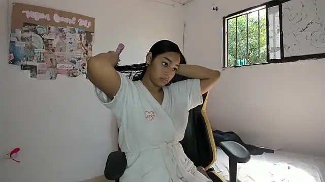 emily stars1 online show from March 17, 2026, 7:50 pm