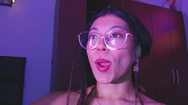 LissyM online show from November 26, 2025, 8:42 pm