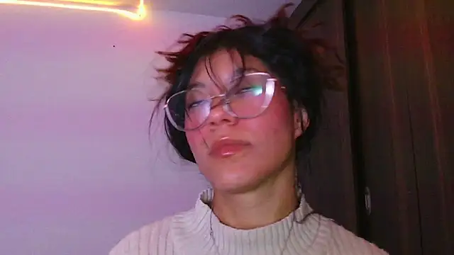 Snapshot of LissyM chatting on April 10, 2026, 11:45 pm LissyM online show from April 10, 2026, 11:45 pm
