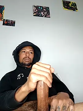 BigPrettyDick777 online show from February 12, 2026, 7:13 pm