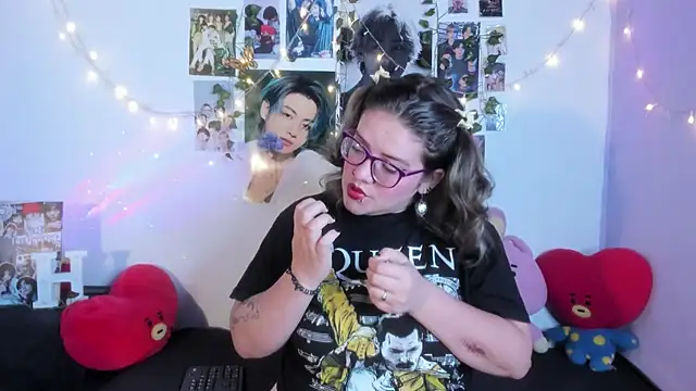 Snapshot of Rose_Hellen chatting on November 25, 2025, 3:40 am Rose Hellen online show from November 25, 2025, 3:40 am