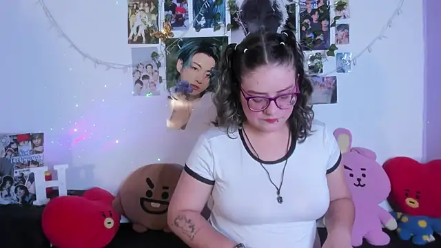 Snapshot of Rose_Hellen chatting on November 12, 2025, 4:16 am Rose Hellen online show from November 12, 2025, 4:16 am