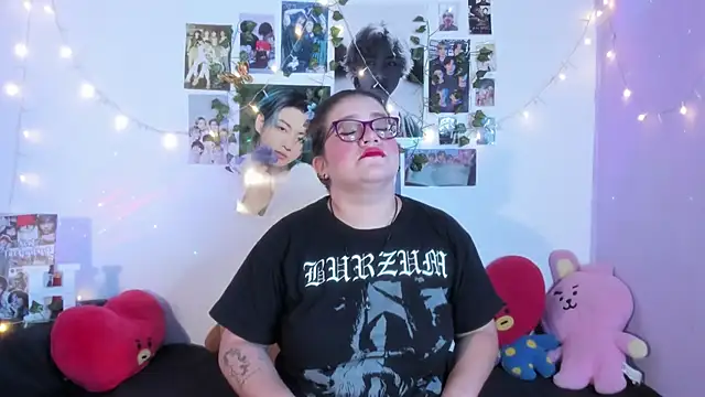 Snapshot of Rose_Hellen chatting on November 28, 2025, 4:56 am Rose Hellen online show from November 28, 2025, 4:56 am