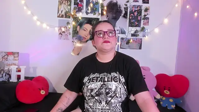 Snapshot of Rose_Hellen chatting on November 14, 2025, 4:38 am Rose Hellen online show from November 14, 2025, 4:38 am