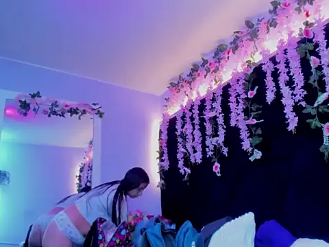 Gabyy Cooper  online show from June 28, 2026, 2:40 am