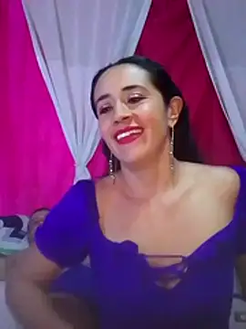 Snapshot of FreyayEros chatting on October 23, 2025, 1:21 pm FreyayEros online show from October 23, 2025, 1:21 pm