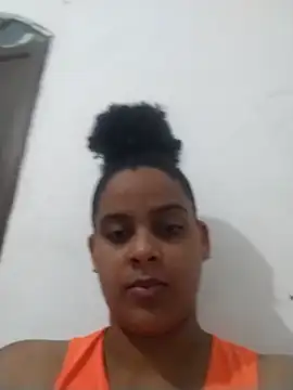 A gostosa25 online show from February 5, 2026, 1:56 am