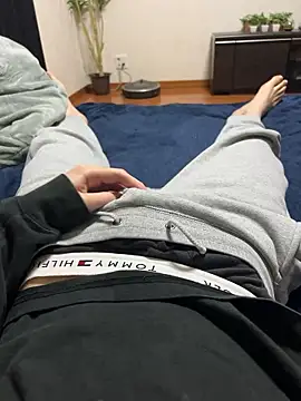 rikoto1234 online show from November 5, 2025, 5:21 am