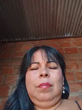 Snapshot of mother2-divorced chatting on July 17, 2026, 1:41 pm mother2-divorced online show from July 17, 2026, 1:41 pm