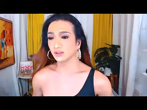 Snapshot of DianaFierce chatting on December 4, 2025, 1:32 pm DianaFierce online show from December 4, 2025, 1:32 pm