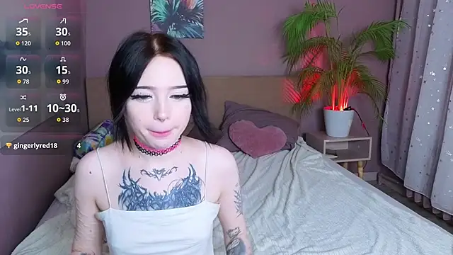 Emma Kirks online show from November 20, 2025, 11:22 am