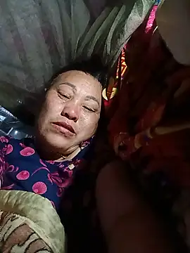 Snapshot of chich-bong chatting on December 14, 2025, 12:55 pm chich-bong online show from December 14, 2025, 12:55 pm