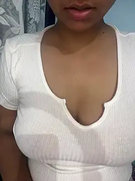 Cute Marina online show from July 28, 2026, 6:54 am