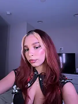 Snapshot of Latinagf chatting on November 11, 2025, 4:29 am Latinagf online show from November 11, 2025, 4:29 am