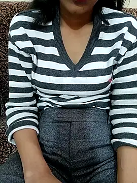 Snapshot of Fuck_me_babyy chatting on November 8, 2025, 4:16 am Fuck me babyy online show from November 8, 2025, 4:16 am