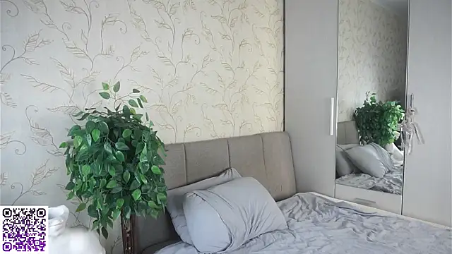 BarbaraViggiani online show from October 26, 2025, 6:41 pm