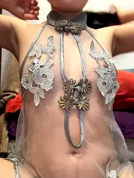 Emily-y online show from October 23, 2025, 11:31 am