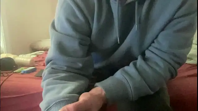 Snapshot of andrenoma427 chatting on February 10, 2026, 2:38 pm andrenoma427 online show from February 10, 2026, 2:38 pm