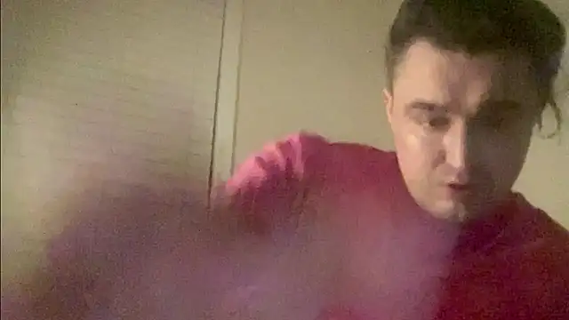 Snapshot of andrenoma427 chatting on February 21, 2026, 5:09 am andrenoma427 online show from February 21, 2026, 5:09 am