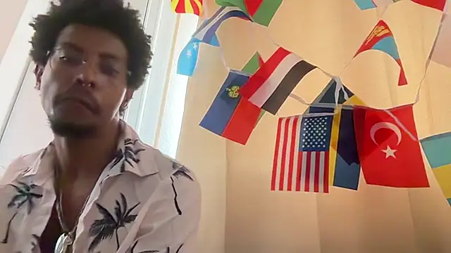 Snapshot of Albert_Madrid chatting on July 20, 2026, 4:20 pm Albert Madrid online show from July 20, 2026, 4:20 pm