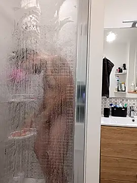 Snapshot of Bdjjdjjx chatting on November 4, 2025, 7:17 pm Bdjjdjjx online show from November 4, 2025, 7:17 pm