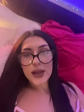 Snapshot of claraseloura chatting on November 23, 2025, 8:08 pm claraseloura online show from November 23, 2025, 8:08 pm