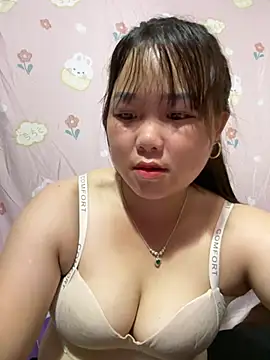 Snapshot of love_pusy09 chatting on July 15, 2026, 8:43 am love pusy09 online show from July 15, 2026, 8:43 am